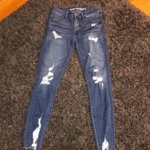 Dark Wash American Eagle Ripped Jeans